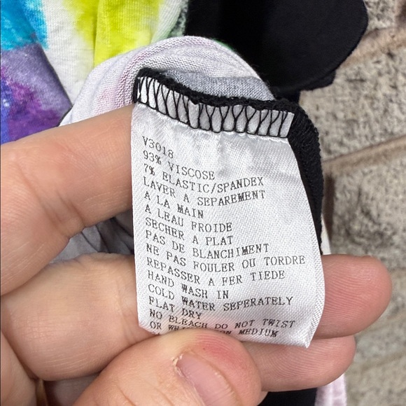 Simon Chang Multicolor Abstract Short Sleeve Top - Picture 4 of 5